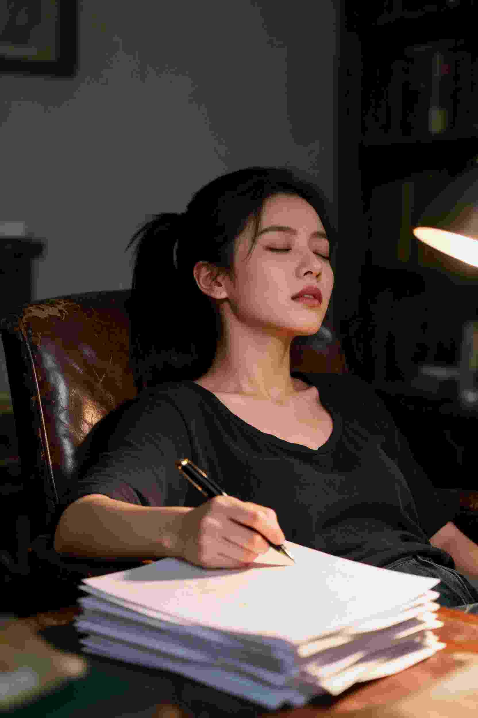 天才少女档案